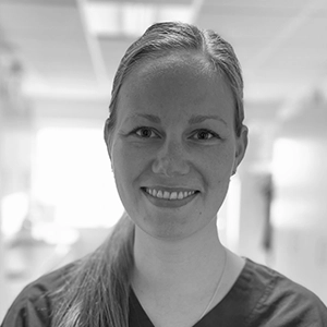 Mette Dyrlæge Evidensia Trekanten Dyrehospital